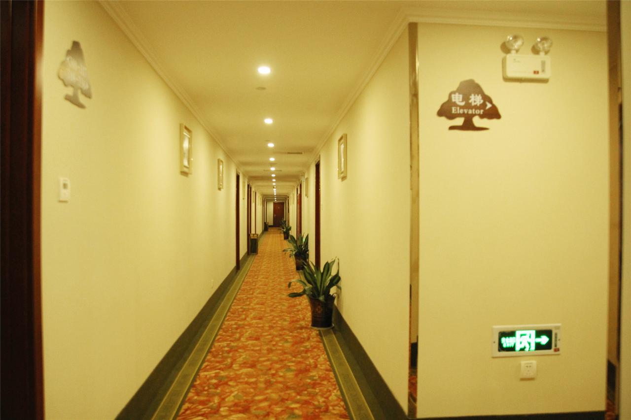 Greentree Inn Henan Xinyang Gushi Zhongshan Avenue Hongsu Avenue Express Hotel Yaowandukou Экстерьер фото